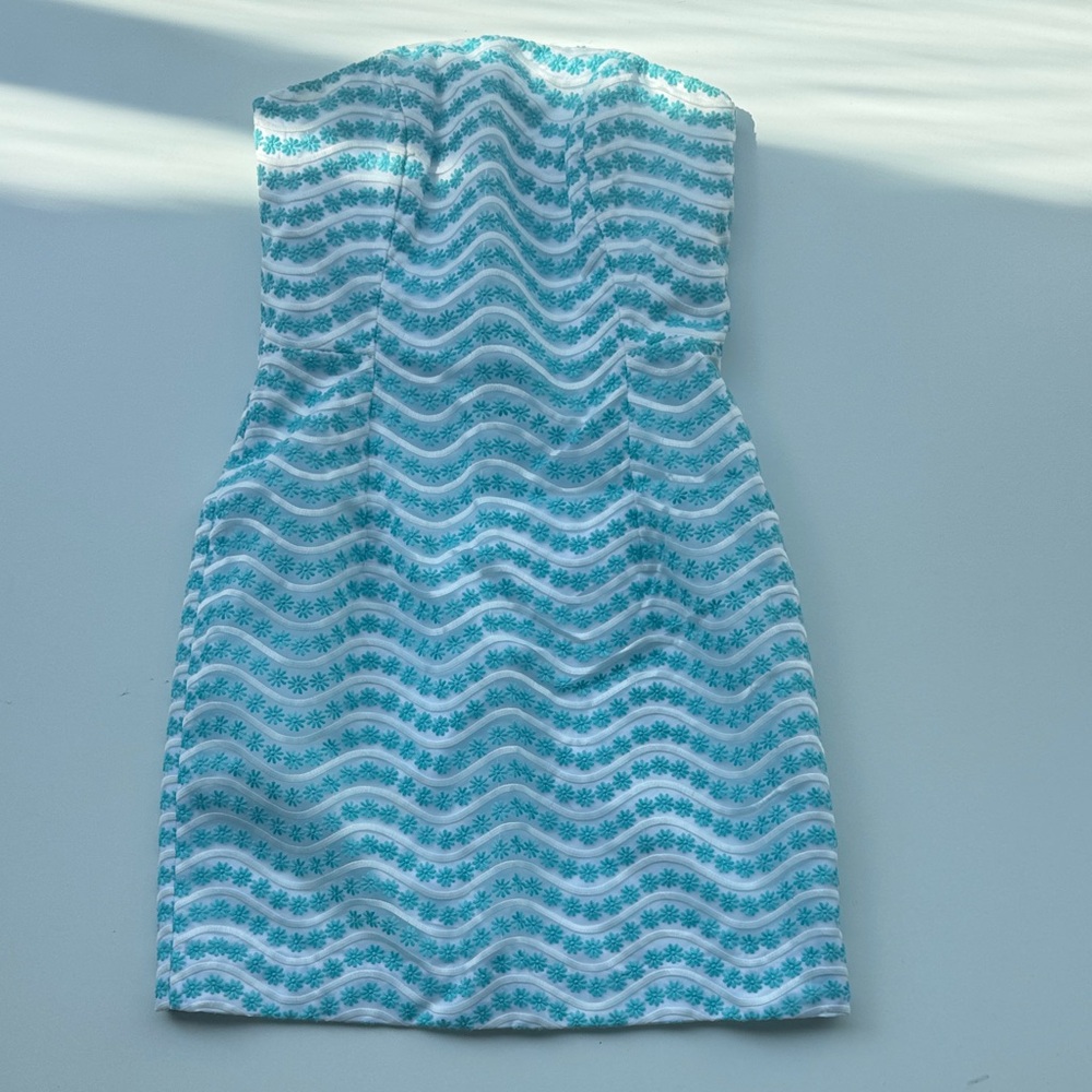 Lilly Pulitzer Strapless Dress in Blue and White